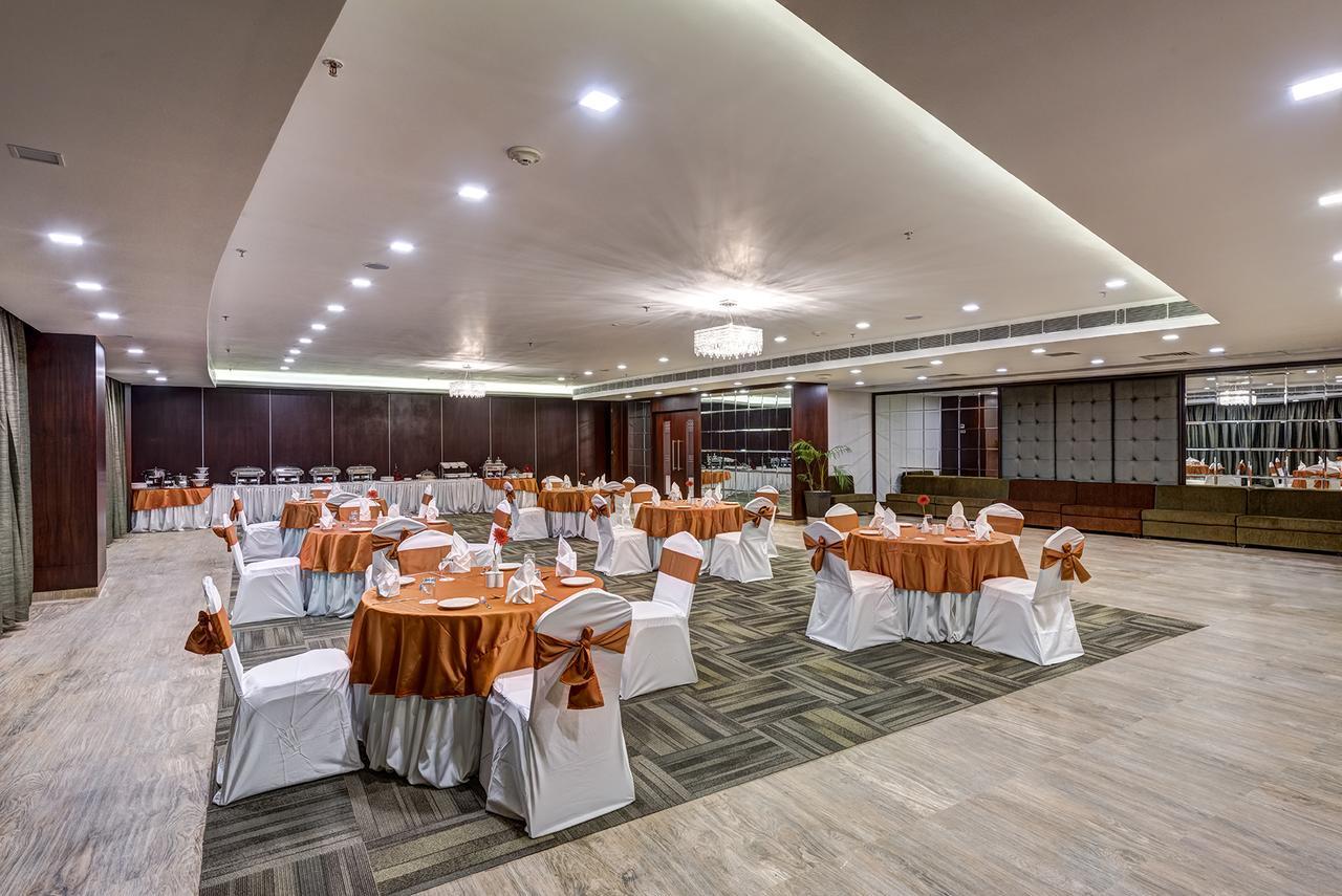 The Fern Residency Galaxy Mall Burnpur Esterno foto